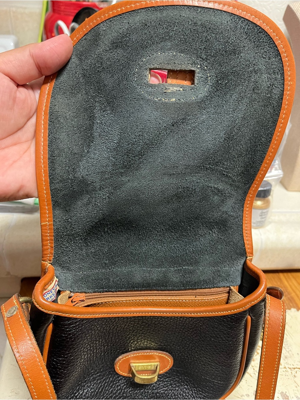 Dooney & Bourke All Weather Leather Saddle Crossbody Bag 70's 80's Collectors - Picture 14 of 16
